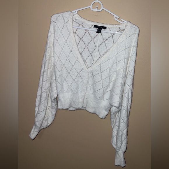 Forever21 vneck cropped sweater cardigan with buttons - Picture 1 of 5